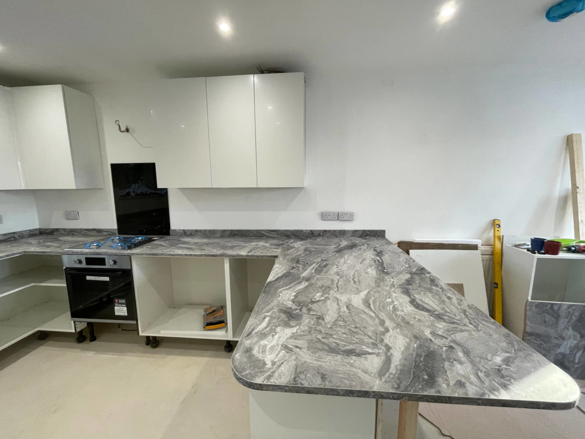 Kitchen worktop fitting & installation in London Olly London